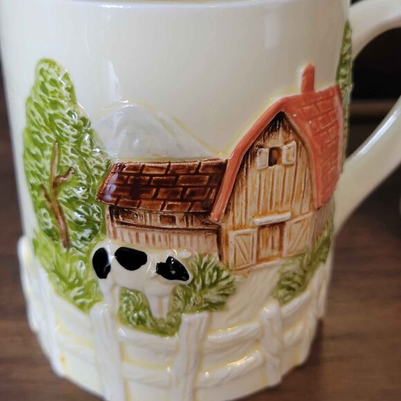 3 Vintage Japan 3D Farm Scene Mugs Barn Cow Fencing - Picture 4 of 10